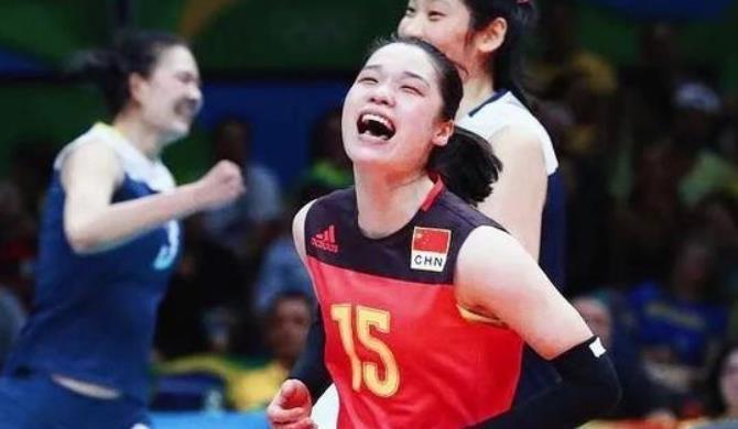 林超贤导演说，怎么这样了没事儿吧？当得知彭于晏安全后，林导说，那你休息一下吧，待会再来几条